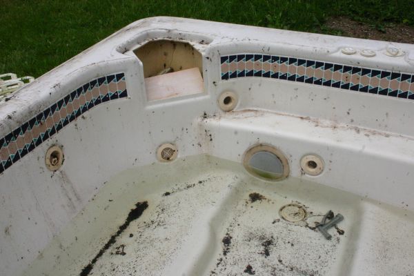 Hot Tub Removal in Cape Coral