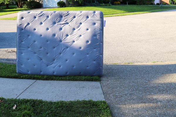 Mattress Removal Service in Cape Coral